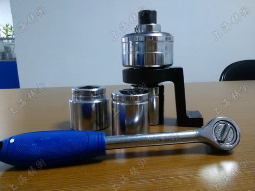 力矩放大儀器