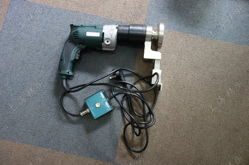 電動定扭力扳手