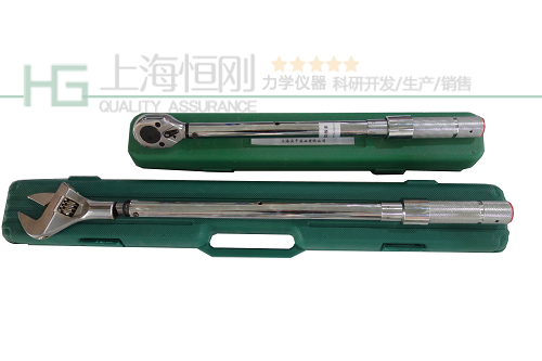 拆卸輪胎的扭力扳手