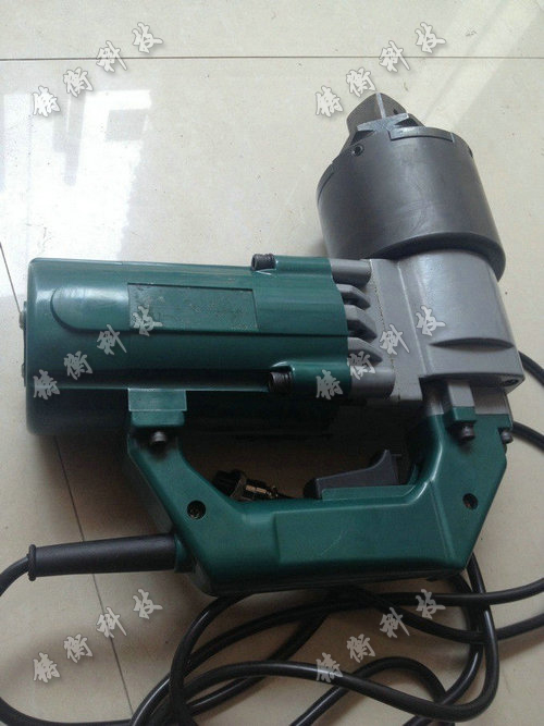 電動扭扭矩扳手圖片